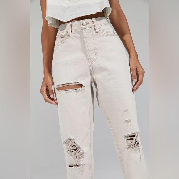 Urban Outfitters Distressed Beige BDG High-Waisted Slim Straight Jeans Size 26 - Picture 2 of 13